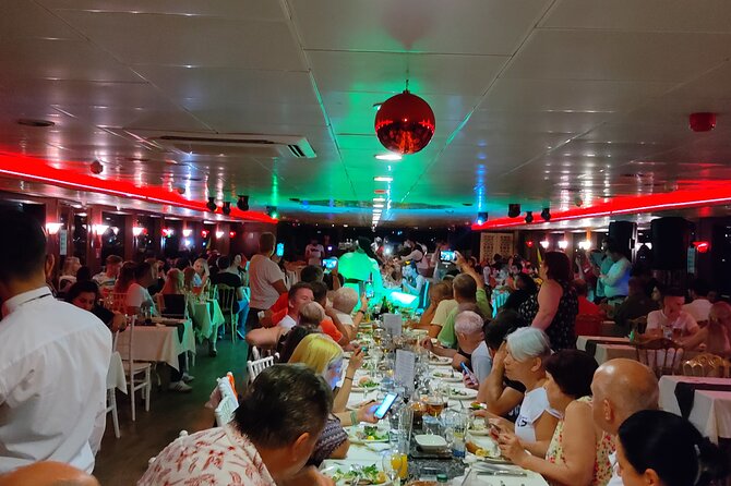 Bosphorus Dinner Cruise Tour with Private Table - Boarding at 20:30: What the Dinner Setup Feels Like