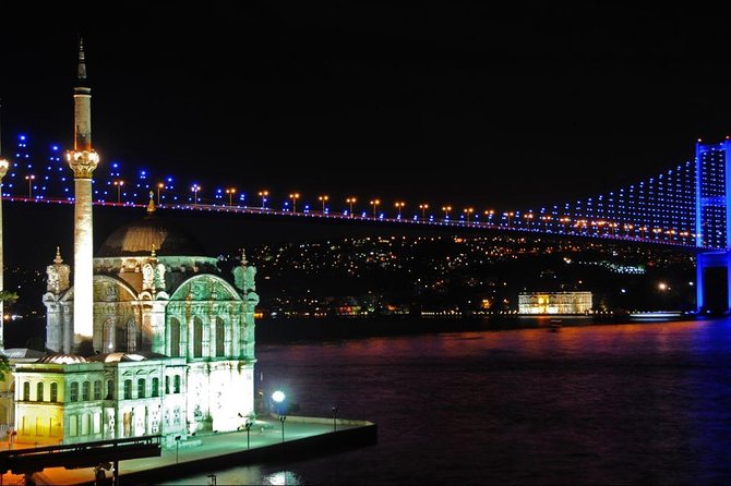 Bosphorus Dinner Cruise with Folk Dance and Live Performances - Rumeli Hisari, Fatih Sultan Mehmet Bridge, and the Fortress Feel