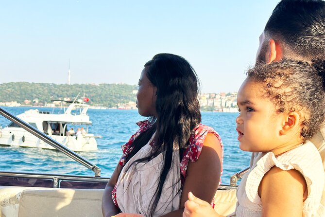 Bosphorus & Golden Horn: Sunset Yacht Cruise with Expert Guide - Üsküdar to Karaköy: how the end location affects your next step