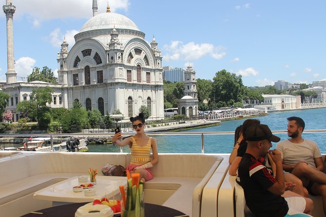 Bosphorus Luxury Lunch Cruise & Black Sea Swimming Experience - Bridges, Maiden’s Tower, and the shoreline story from Rumelihisarı to Beylerbeyi