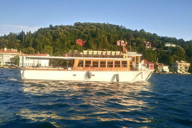 Bosphorus Night Cruise on Luxury Yacht - Galataport finish: old Istanbul and new infrastructure together