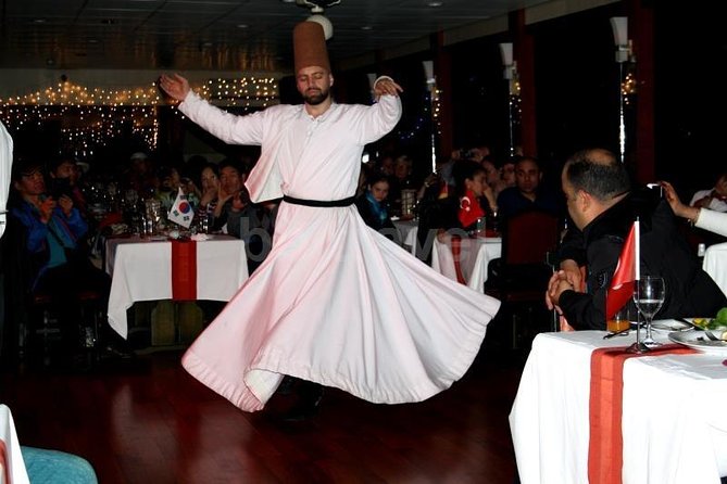 Bosphorus Night Cruise with Dinner, Shows and Party - Group Size Up to 200: Fun Energy, Shared Space, and Managing Expectations