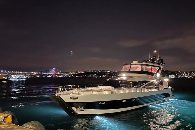 Bosphorus Night Cruise with Luxury Yacht - The shoreline story from Dolmabahçe to Çırağan