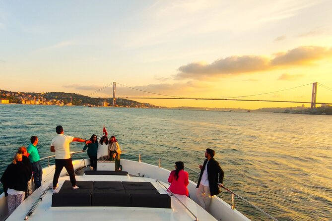 Bosphorus Sunset: An Enchanting Yacht Cruise in Istanbul - Ortaköy, Bosphorus Bridge, and Suada (Galatasaray Island)