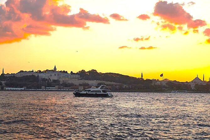 Bosphorus Sunset Cruise with Live Guide on Luxury Yacht - Küçüksu Pavilion and Beylerbeyi Palace on the Asian shore