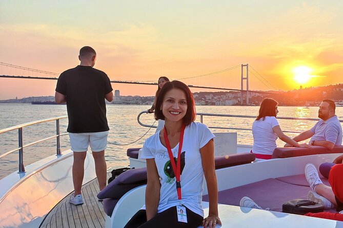 Bosphorus Sunset Yacht Experience: Istanbul’s Best - Motion Sickness and Who Should Feel Comfortable