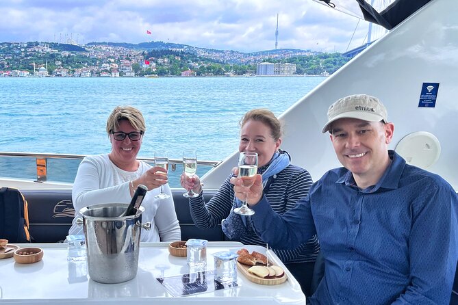 Bosphorus Yacht Cruise with Stopover on the Asian Side - (Morning or Afternoon) - Kanlıca on the Asian side: the real reason many people choose this cruise