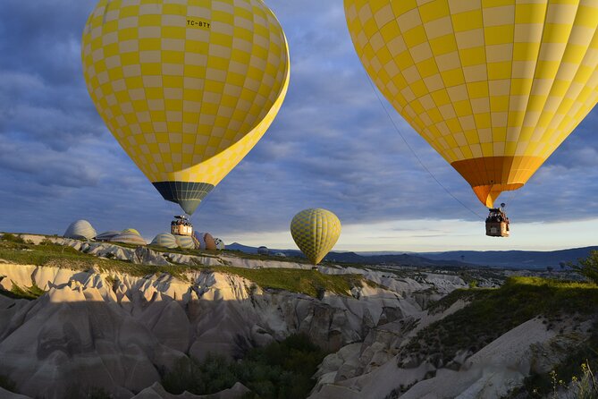 Cappadocia Balloon Ride with Breakfast, Champagne AT GOREME OVER - Breakfast box and champagne toast: nice touches, with a few realities