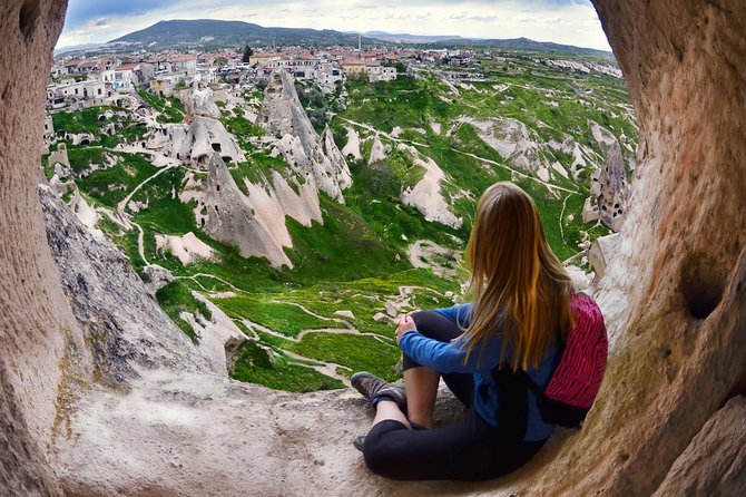 Cappadocia Daily Red Tour with Lunch - Stop 1 in Avanos, pottery and Turkish carpet craft