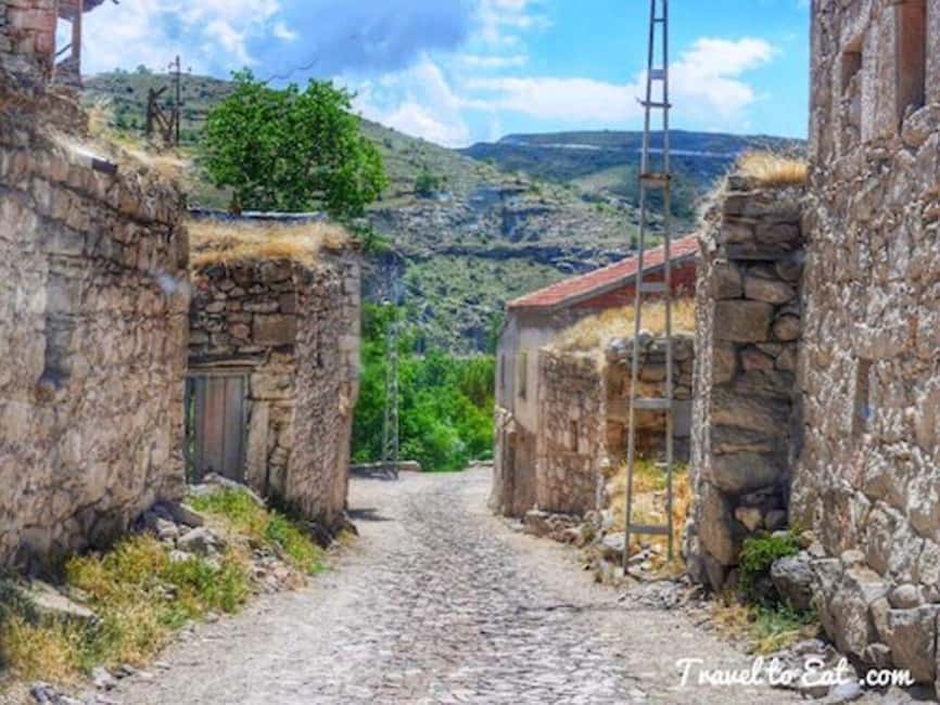 Cappadocia: Green Tour with Underground City & Ihlara Valley - Belisırma Lunch: Regional Food and a Proper Break