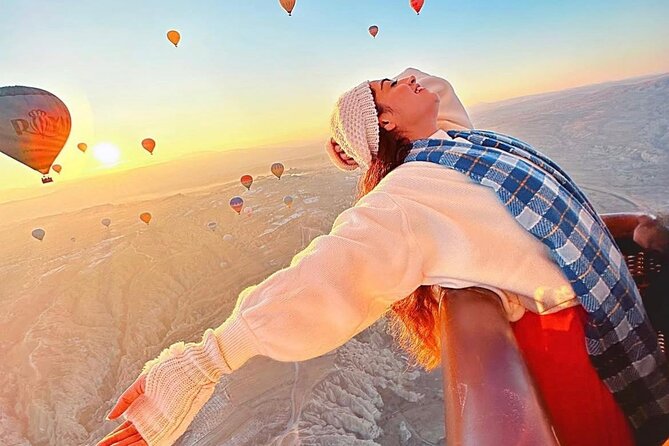 Cappadocia Hot Air Balloon Flight and Rainbow Balloons - Göreme National Park bird’s-eye views and rock formations