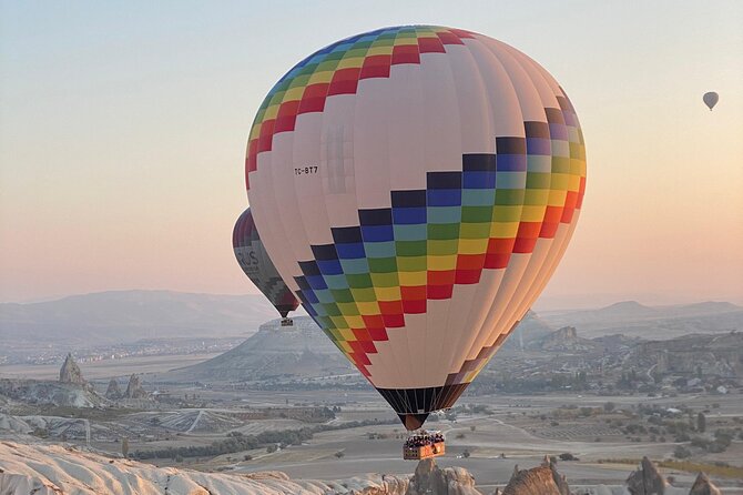Cappadocia Hot Air Balloon Flight and Rainbow Balloons - Guides, language help, and the group size sweet spot