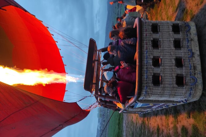 Cappadocia Hot Air Balloon Flight / Over Goreme & FairyChimneys - Landing, trailer bed touchdowns, and the post-flight celebration