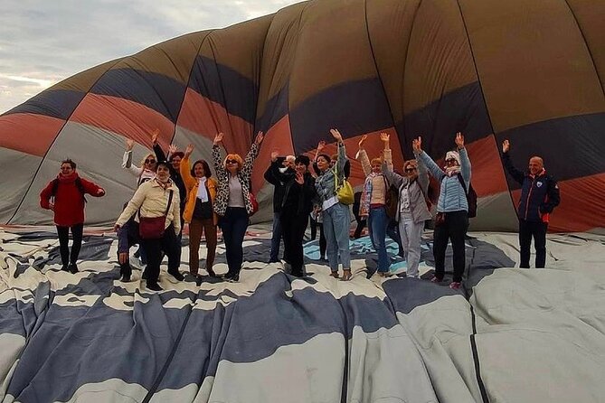 Cappadocia Hot Air Balloon Ride / Skyway Balloons - What you actually do in the balloon, 28 people max