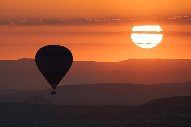 Cappadocia Hot Air Balloon Ride/ Turquaz Balloons - Landing celebration: Champagne toast, dessert, and keepsakes