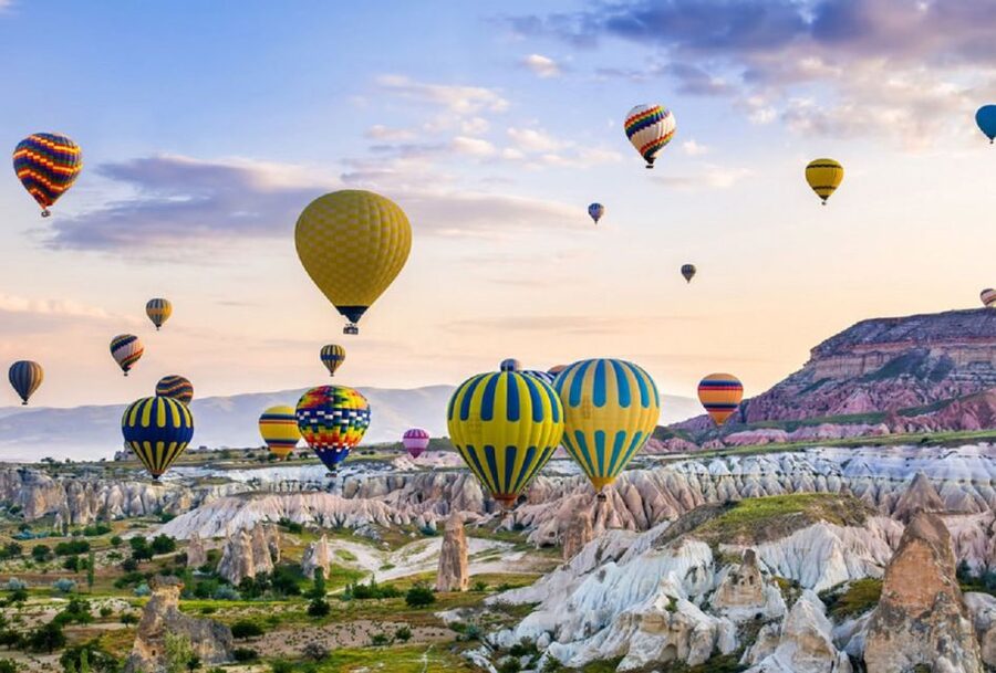 Cappadocia: Red Tour and Sunrise Balloon Tour - Avanos Pottery on the Red River: Watching a Craft You Can Relate To
