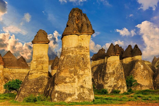 Cappadocia Red Tour Lunch + Guide + Museum Tickets /Small Group - Uchisar Castle: Your Best Orientation to the Valleys