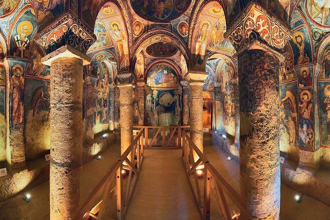 Cappadocia Red Tour With Open Air Museum And Expert Tour Guide - Göreme Open Air Museum: Churches, Cave Rooms, and 5th-Century Frescoes