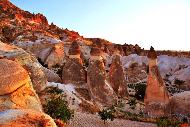Cappadocia Red Tour With Open Air Museum And Expert Tour Guide - Avanos Lunch and a Terracotta Workshop You Can Actually Do