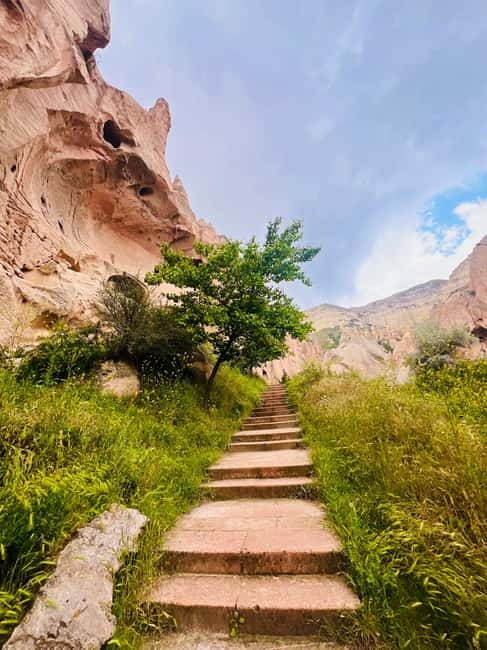 Cappadocia: Red Tour with Optional Lunch & Tickets - Zelve Open-Air Museum: cave village streets and carved chapels