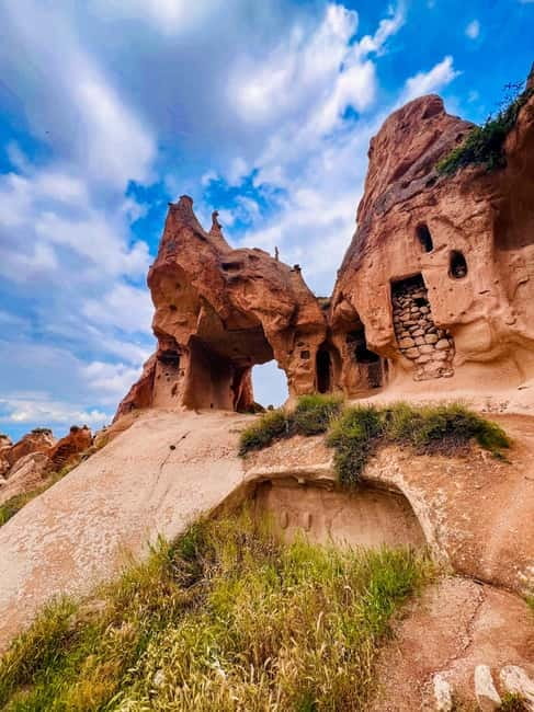 Cappadocia: Red Tour with Optional Lunch & Tickets - Avanos pottery workshop: watching red clay become craft