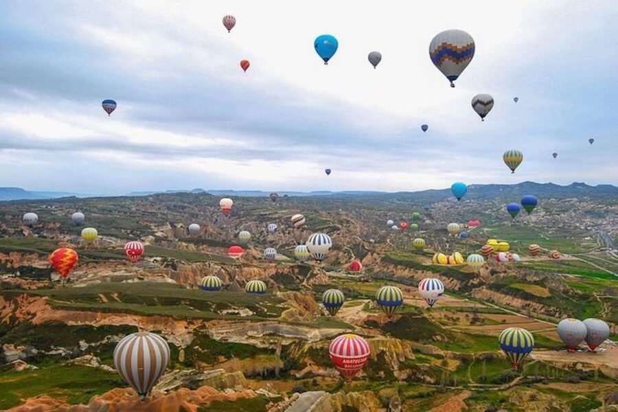 Cappadocia: Sunrise Hot Air Balloon Watching Tour - Comfort and timing: a 2.5-hour tour with a lot packed in