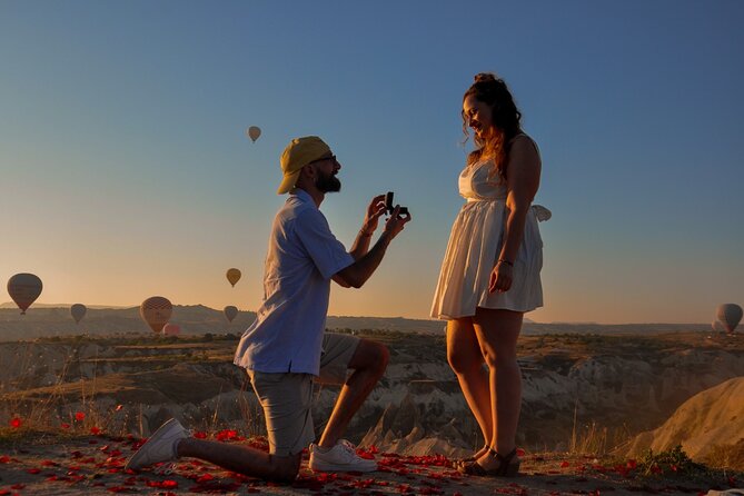 Cappadocia Sunrise Hot Air Balloon Watching Tour With Audio Guide - Audio guide and snacks: the small comforts that stop a chilly morning from feeling miserable