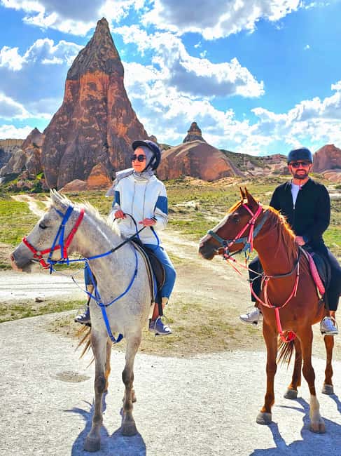 Cappadocia Sunrise & Sunset Horse Tour with Photography - Hotel pickup across Uçhisar, Ortahisar, Göreme, and more