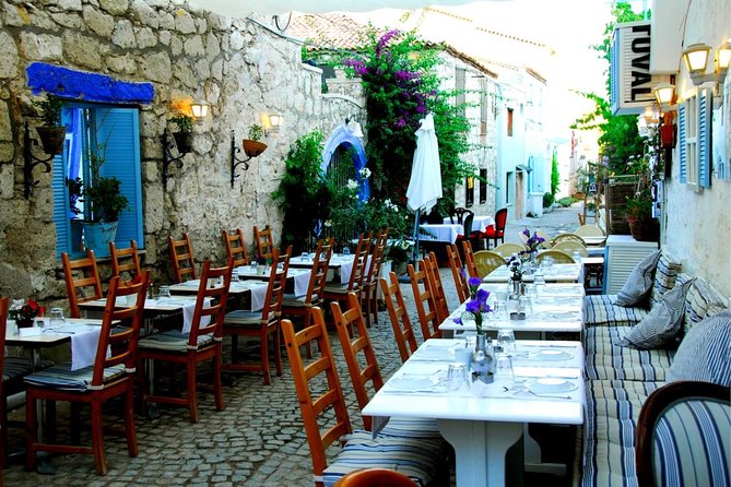 Cesme-Alacati Tour from Izmir - Price and value of a private car with hotel pickup