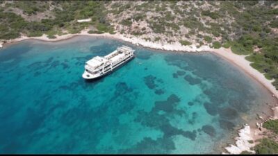 Islands and Bays Boat Trip with BBQ Lunch