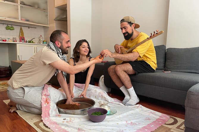Çiğ Köfte Cooking Class/Night with Traditional Music At Home - Who should book this çiğ köfte night