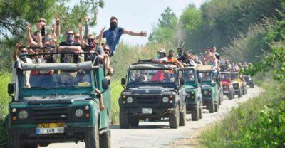 City of Side: Jeep Safari & Green Lake Boat Trip with Lunch