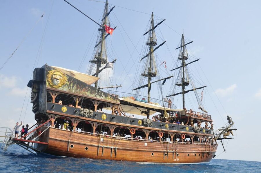 City of Side: Manavgat River Boat Lunch Cruise & Bazaar Tour - What to bring, what to wear, and what to skip