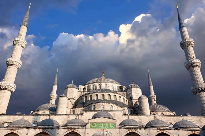 Classic Istanbul Tour Blue Mosque, Hippodrome, Hagia Sophia and Topkapi Palace - Grand Bazaar Practicalities: When It Opens, When It Does Not