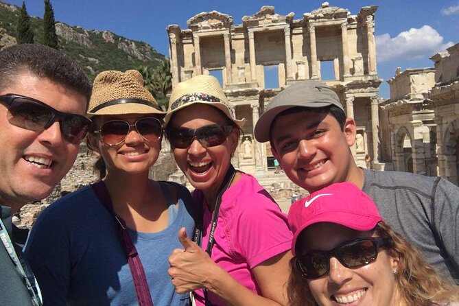 Day Trip to Ephesus from/to Istanbul with FLIGHT and LUNCH - The return to Izmir and Istanbul Airport drop-off