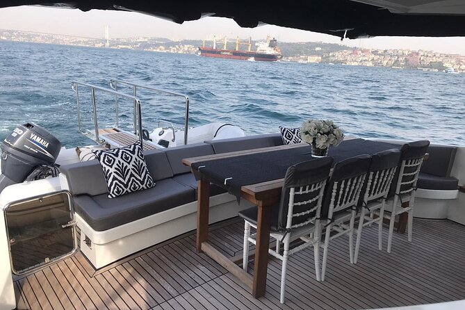 Dolmabahçe Palace and Sunset Tour on Luxury Yacht - A Luxury Yacht Sunset Cruise With Included Comfort