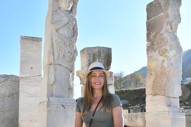 Ephesus Cruiser Private or Small Group Tour, TICKET and LUNCH Opt - Lunch included: how to eat like a local on a tight schedule