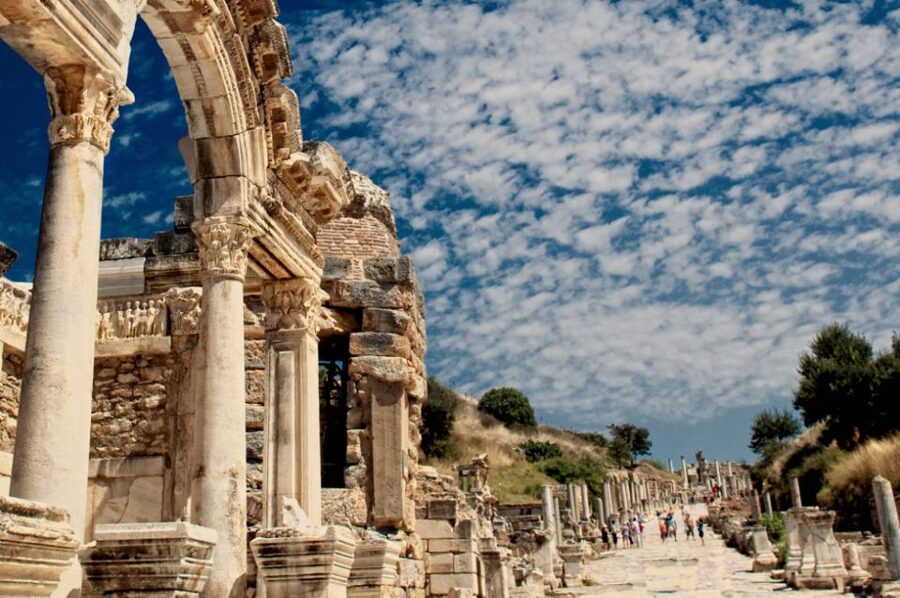 Ephesus Full-Day Tour from Kusadasi or Selcuk - Morning Pickup, Comfortable Transport, and a Clear Start