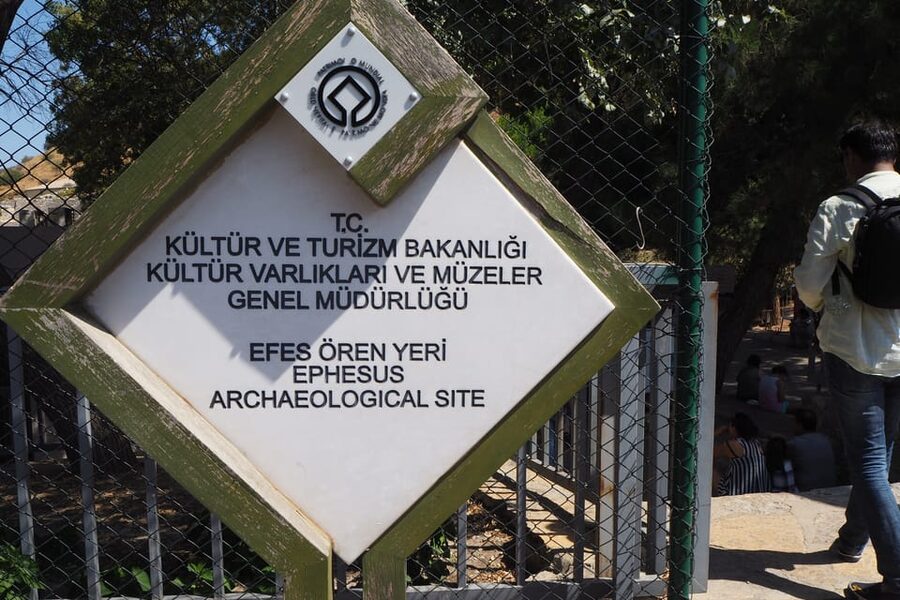 Ephesus: Half-Day Tour from Kusadasi - Spotting the World’s First Advertisement Carving in the Street