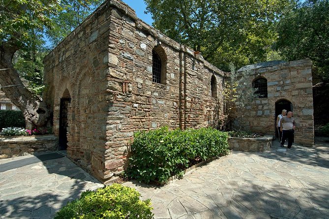 Ephesus Tour from Izmir Airport - Selcuk lunch break: a chance to refuel, not just a pause
