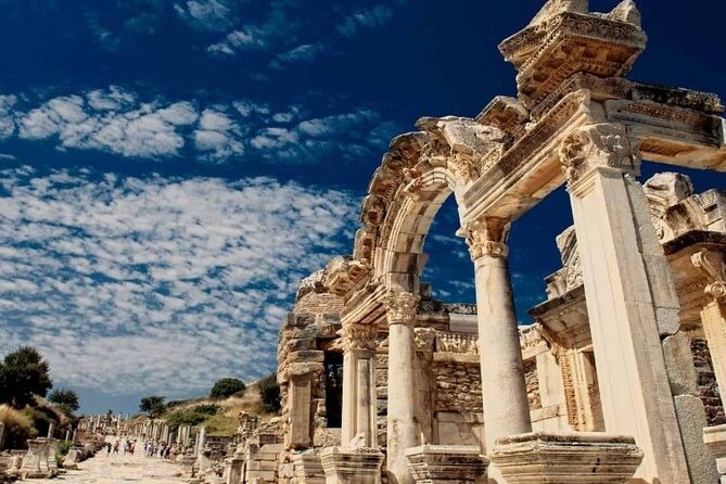 Ephesus Tour with Virgin Mary From Izmir All Inclusive - Selcuk lunch break: a real recharge, not a rushed snack