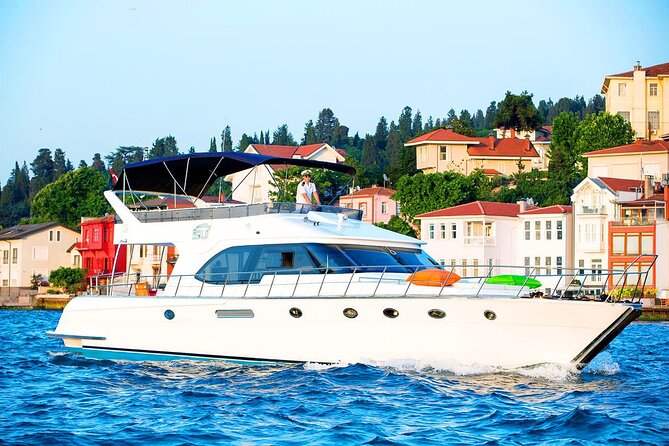 Exclusive Bosphorus Cruise - Luxury Yacht Experience in Istanbul - Kucuksu Palace and Göksu area views, where white palace charm takes over