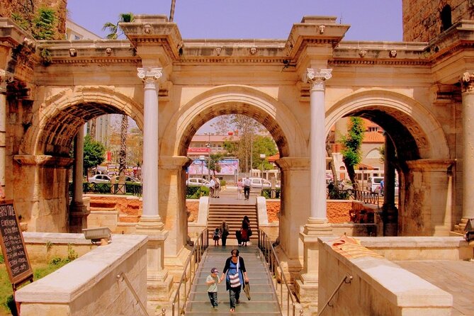 Explore The Old Town With Local Taste - Hesapçı Sokak: The Old Streets Still Working