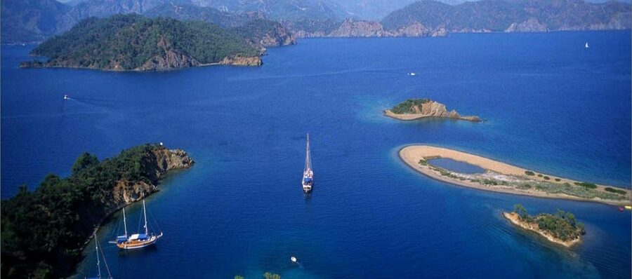 Fethiye: 12 Islands Boat Tour with Lunch and Hotel Pickup - What to Pack for a Comfortable Swim Day