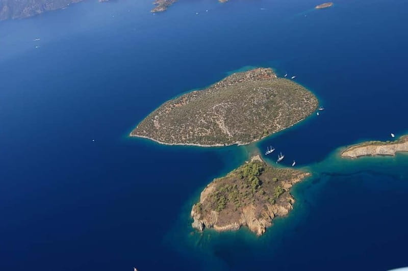 Fethiye: 12 Islands Boat Tour with Lunch and Hotel Transfer - The boat tour setup: what 6 to 7 hours on the water really feels like