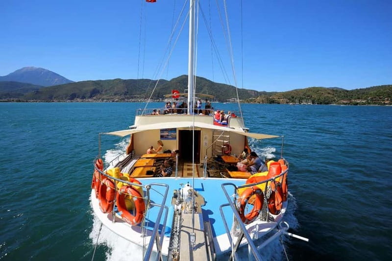 Fethiye: 12 Islands Boat Tour with Lunch and Hotel Transfer - Rabbit Island and the fun of quick island time