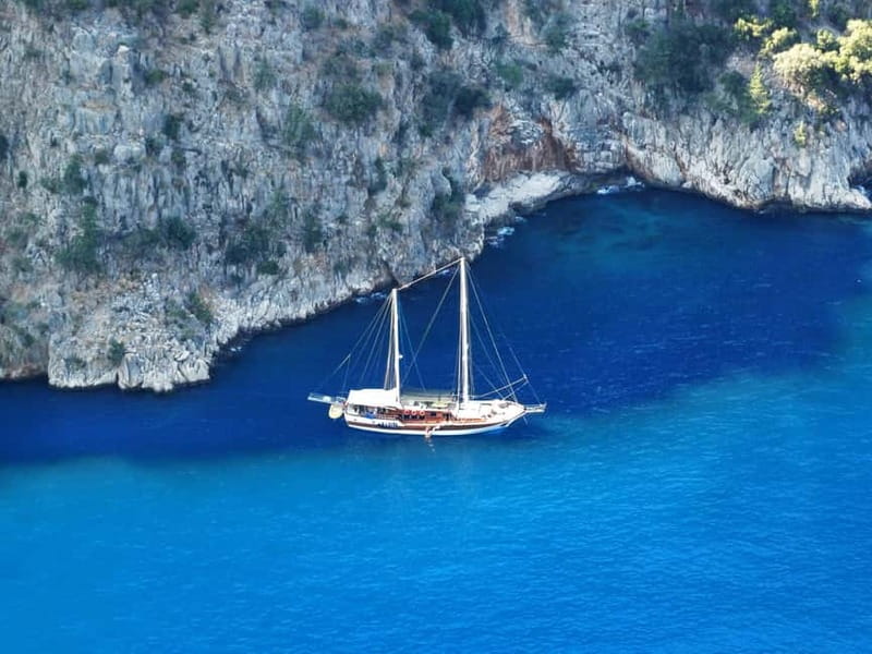 Fethiye: Island Sailing Trip with Lunch and Hotel Pickup - Fethiye Bay sailing: a mellow day with real ruins