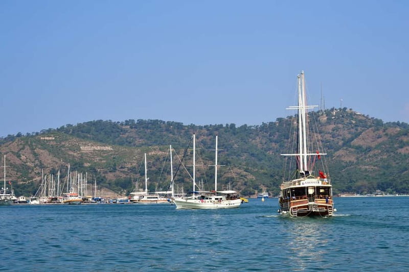 Fethiye: Island Sailing Trip with Lunch and Hotel Pickup - Flat Island, Dockyard Island, and Göcek Island: the core water stops