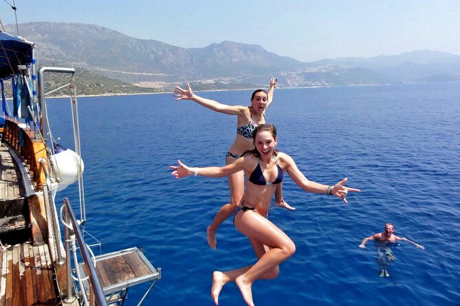 Fethiye Oludeniz Boat Trip With Butterfly Valley And Six Islands - Butterfly Valley: beach calm, plus a hike if you want it