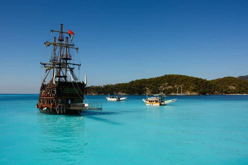 Fethiye: Ölüdeniz Pirate Boat with Swim Stops incl. Lunch - Butterfly Valley and the short hike to waterfalls, plus butterfly-spotting time